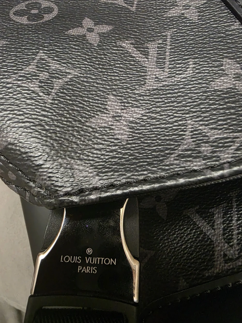 Louis Vuitton Black Monogram Eclipse Canvas Messenger Bag